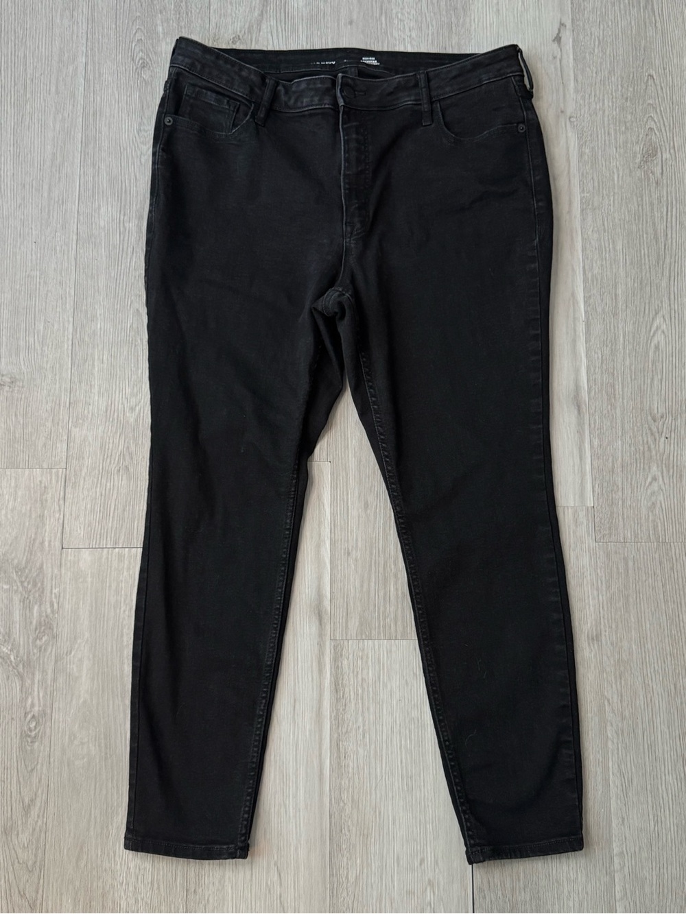 Old Navy Women’s High Rise Rockstar Super Skinny Black Jeans Size 16 Short